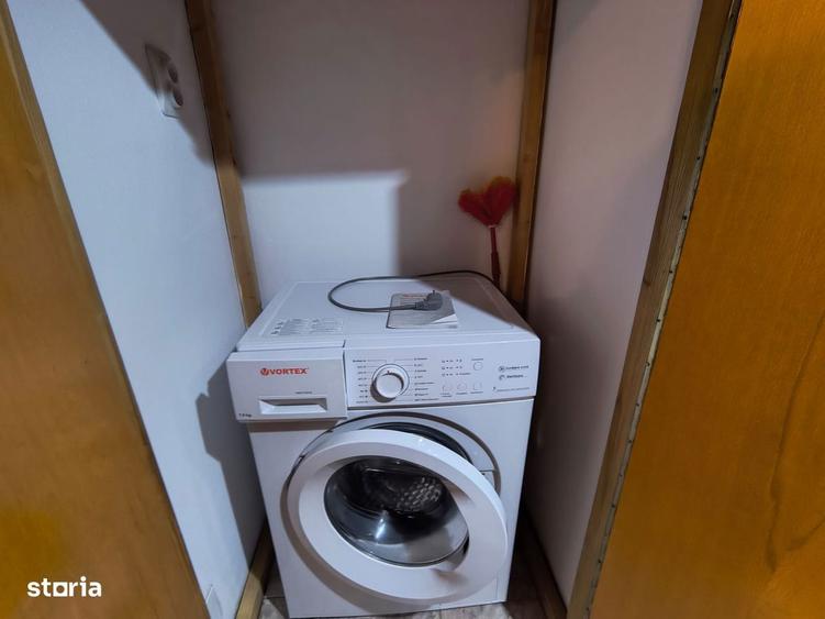 Apartament cu 2 camere, mobilat în Central