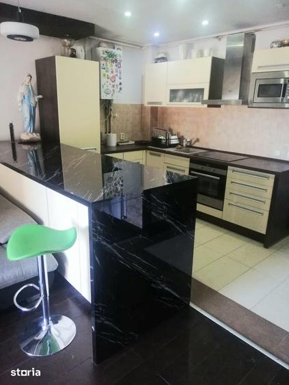 Apartament cu 3 camere în Cantemir