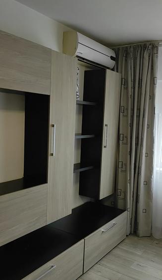 Inchiriere 2 camere,plan 2,linistit/luminos,decomandat,mobilat/utilat,2 Ac , - 3