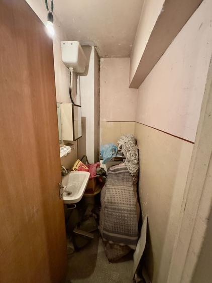 Apartament cu 3 camere decomandat în Uverturii