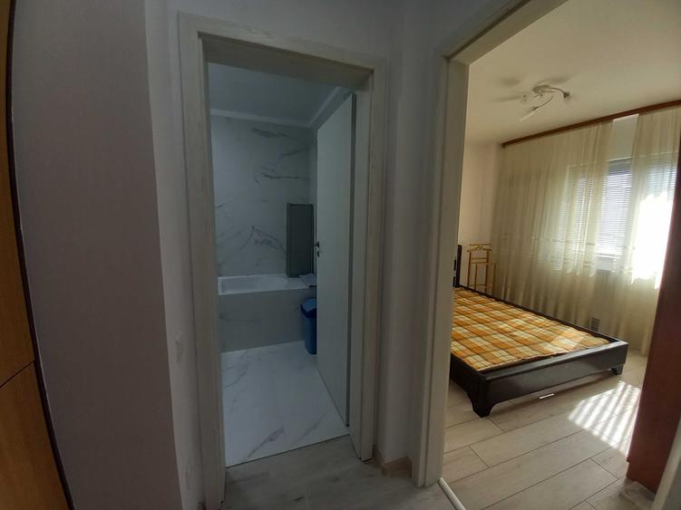 Apartament cu 2 camere decomandat în Sebastian