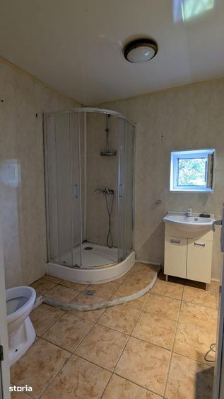 Apartament cu 3 camere în Vitan