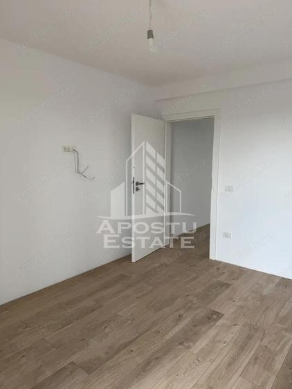 Casă cu Teren 240 Mp în Giarmata