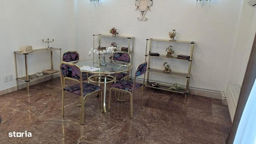 Apartament cu 4 camere în Kiseleff