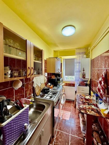 Apartament cu 2 camere decomandat în Micro 15