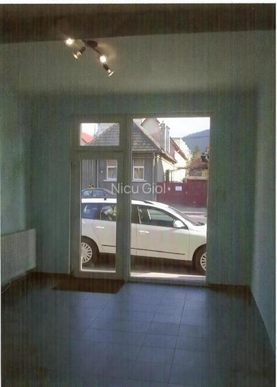 Ofer spre inchiriere spatiu birou