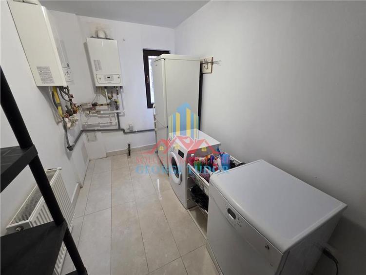 Casă individuală cu 6 camere cu Teren 300 Mp în Chiajna