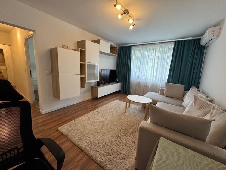 Apartament cu 2 camere decomandat, mobilat în Theodor Pallady