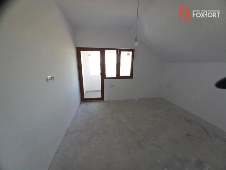 Duplex cu 4 camere, teren individual de 259 mp si terasa de 20 mp, in Plopi - 6