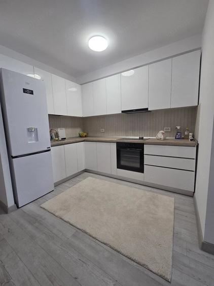 Apartament cu 2 camere decomandat în Vitan