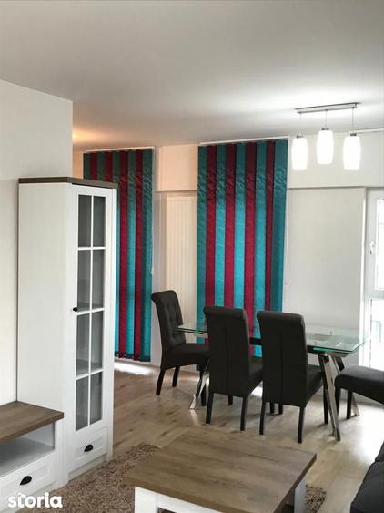 Apartament cu 3 camere, mobilat în Tei