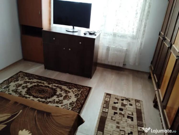 Apartament cu 2 camere decomandat în Aviației