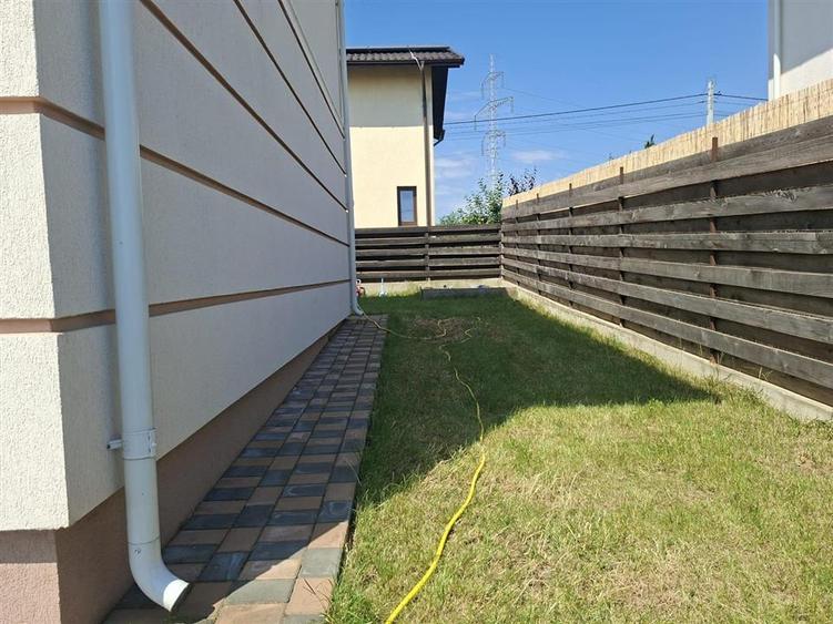 Casă cu 4 camere cu Teren 250 Mp în Lunca Cetățuii