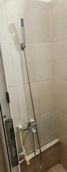 Garsonieră în Apărătorii Patriei