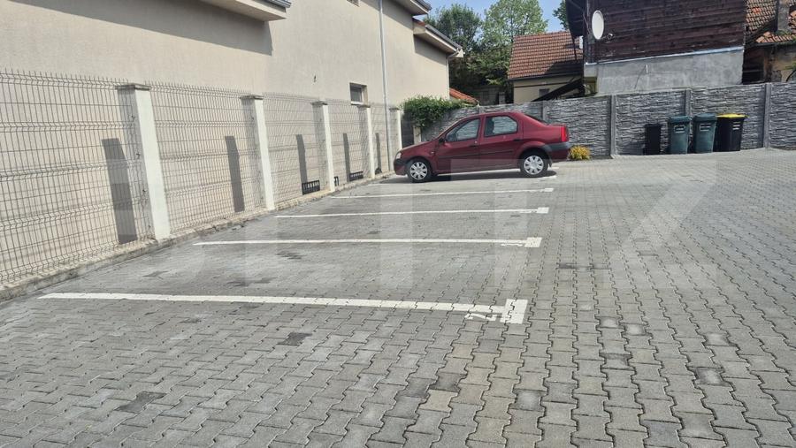 Apartament cu 2 camere decomandat, mobilat în Semicentral