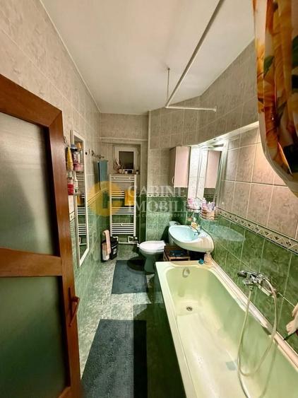 Apartament cu 3 camere decomandat în Păcurari
