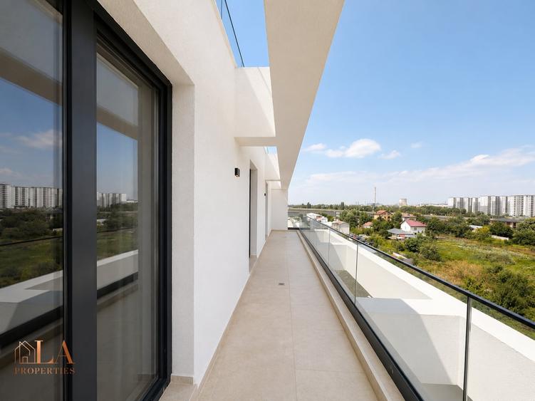 Penthouse cu 3 camere decomandat în Bragadiru