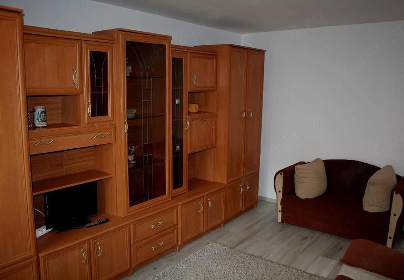 Garsonieră decomandată în Govândari