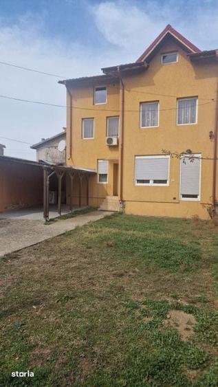 Casă cu 5 camere cu Teren 250 Mp în Chiajna