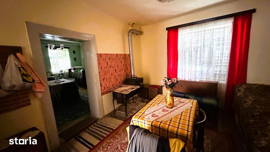 Casă cu 2 camere cu Teren 660 Mp în Nocrich