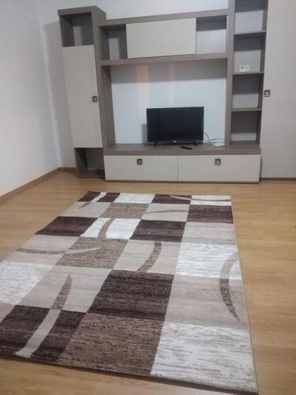 Garsonieră decomandată în Trivale
