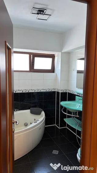 Apartament cu 2 camere decomandat în 9 Mai