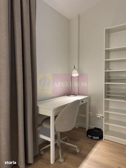 Apartament cu 3 camere semidecomandat, mobilat în Vitan