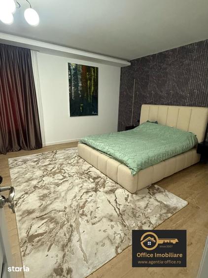 Apartament cu 3 camere semidecomandat în Central