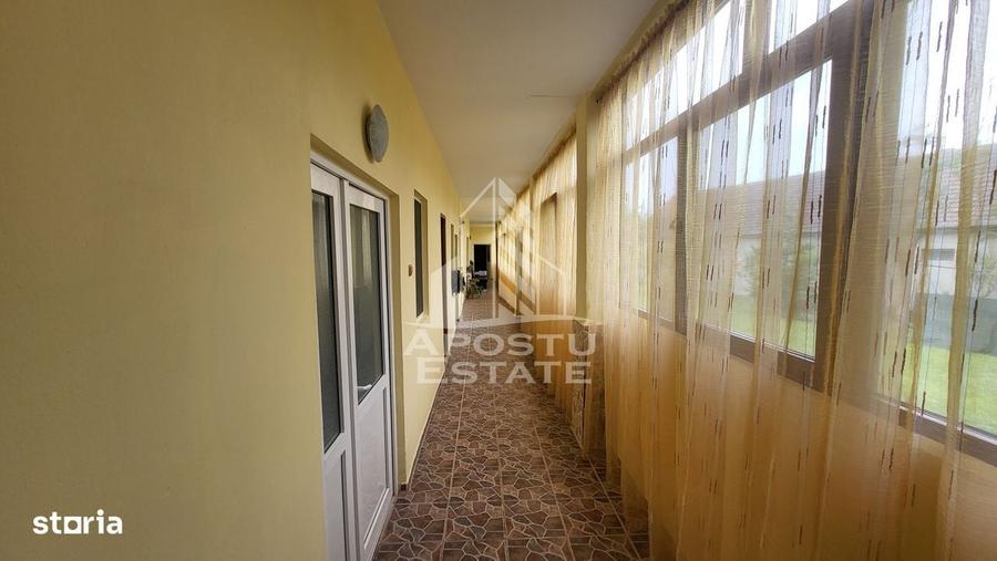 Casa individuala cu 6 camere,2 bai,teren de 1017 mp Pischia Central - 6