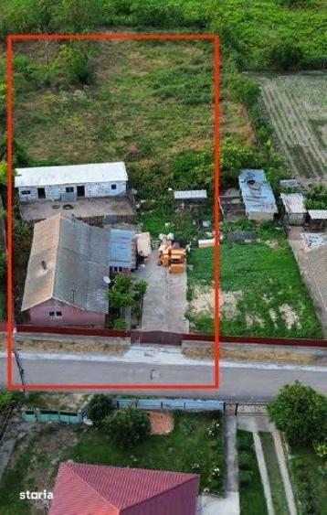 Casă cu 4 camere cu Teren 2200 Mp în Frecăței