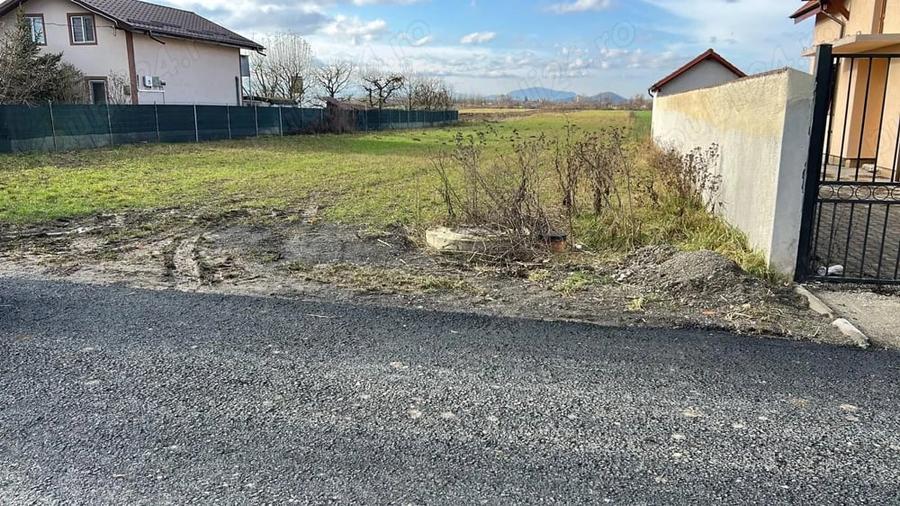 Teren de 3600 mp, în Prejmer