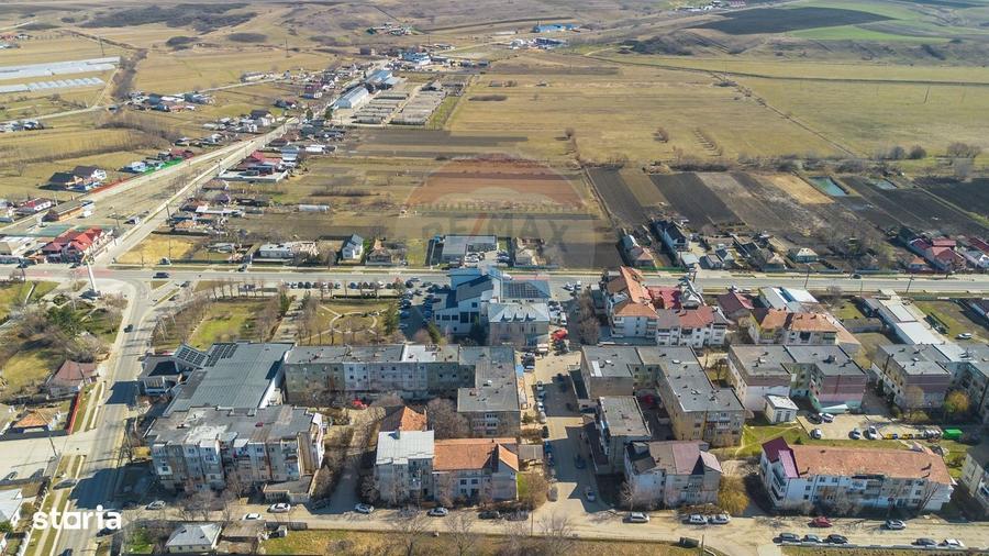 Spațiu comercial, de 665 mp, în Central