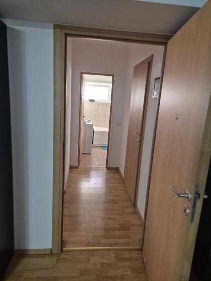 Apartament cu 2 camere, mobilat în Central