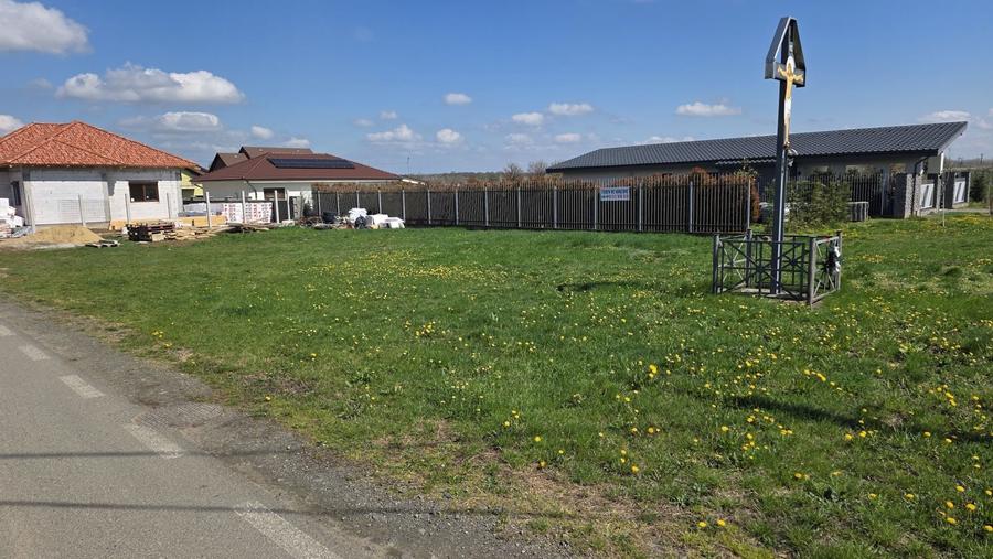 Teren de 480 mp, în Fântânele