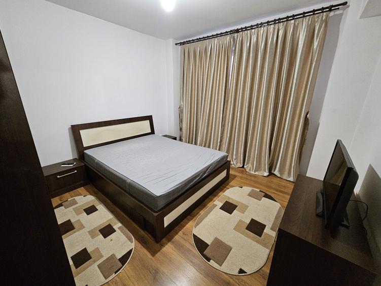 Apartament cu 2 camere decomandat în Roșu