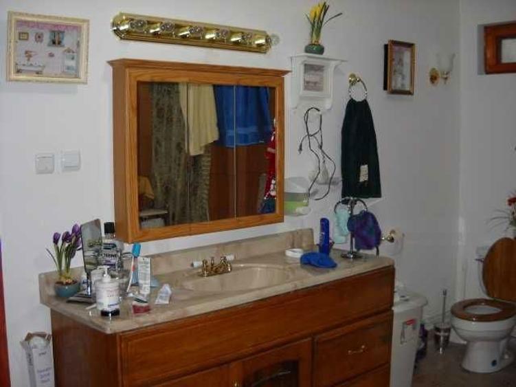 Casă cu 4 camere în Telega