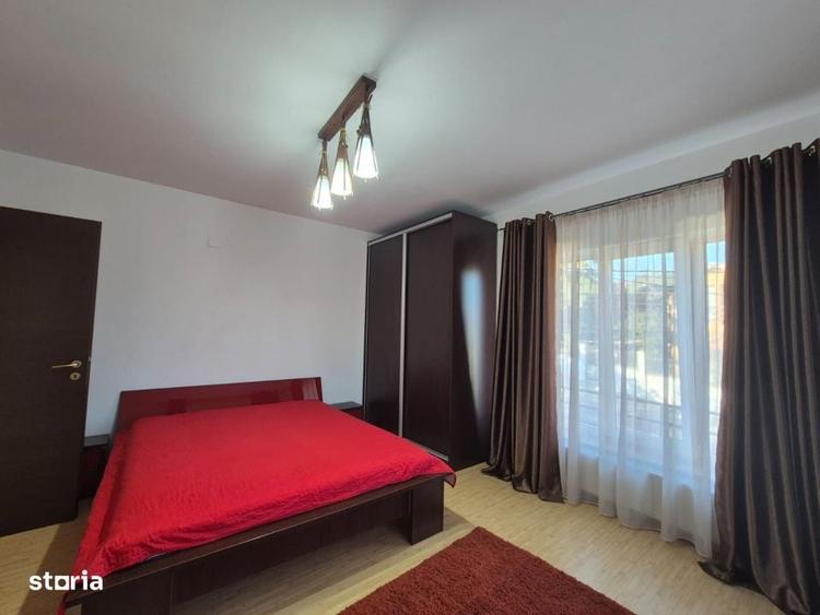 Casă cu 4 camere în Dâmbul Rotund