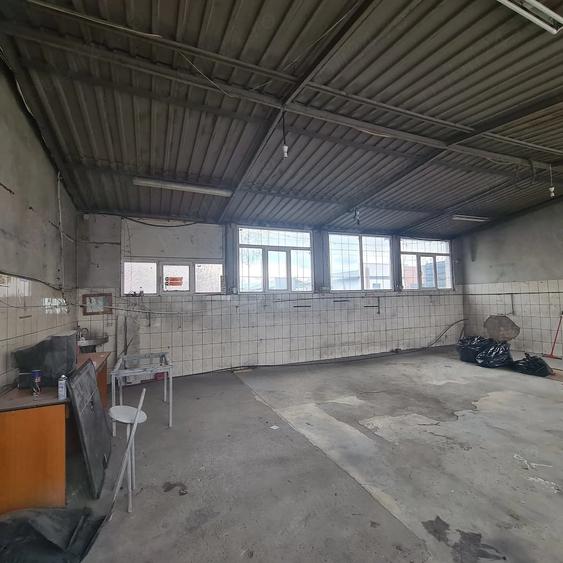 Spațiu comercial, de 200 mp, în Exterior Vest