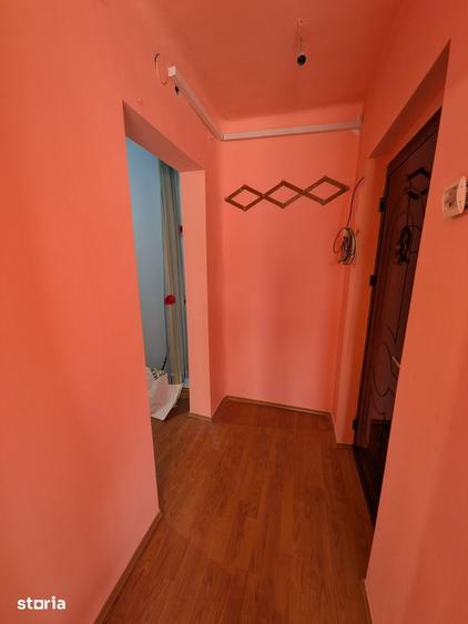 Apartament cu 2 camere decomandat în Calea București