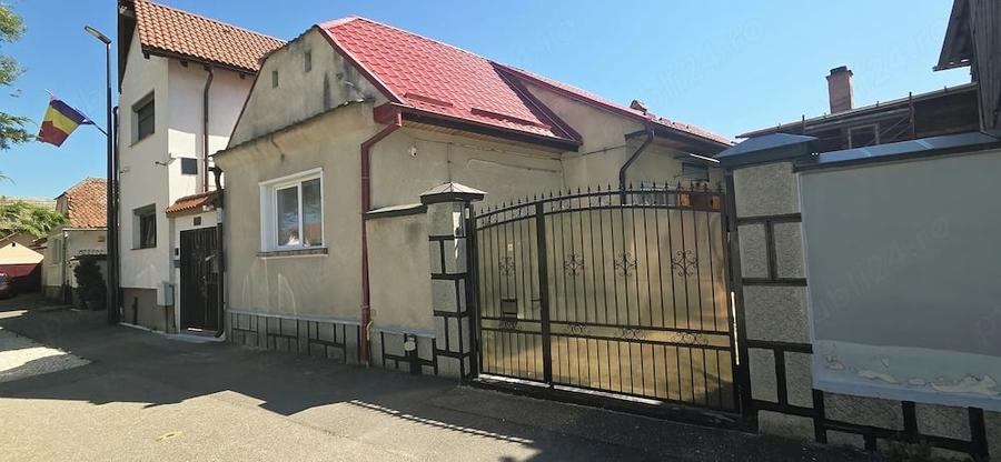 Casă cu 3 camere cu Teren 108 Mp în Cristian