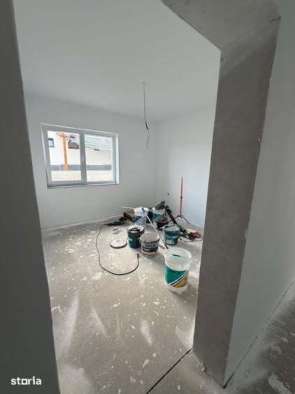 Casă cu 4 camere cu Teren 500 Mp în Central
