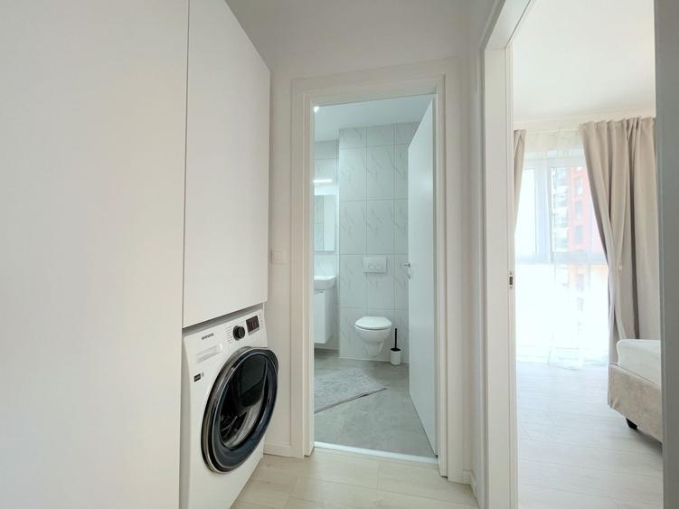 Apartament cu 3 camere decomandat, mobilat în Lipovei