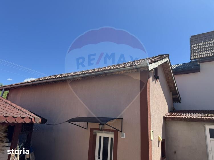 Casă cu 4 camere cu Teren 195 Mp în Ciurila