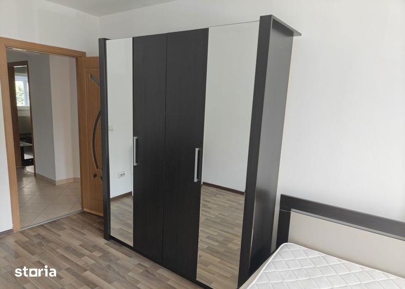 Apartament cu 4 camere în Mărăști