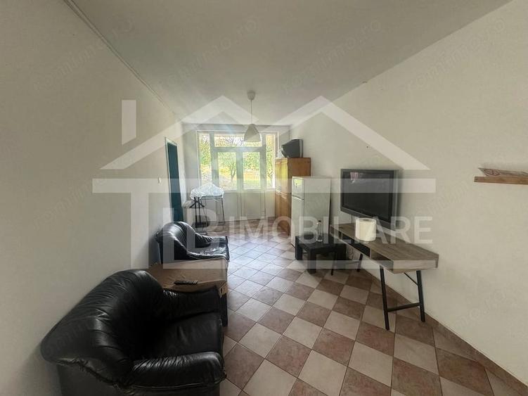 Casă cu Teren 2500 Mp în Corunca