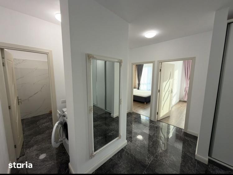 Apartament cu 3 camere în Micro 16