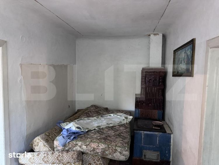 Casă cu 5 camere cu Teren 2234 Mp în Dumbrăvești