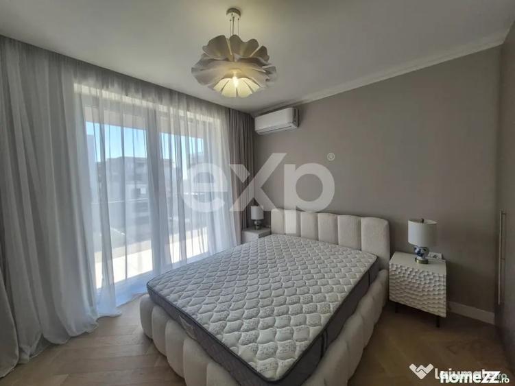 Apartament cu 4 camere decomandat în Central