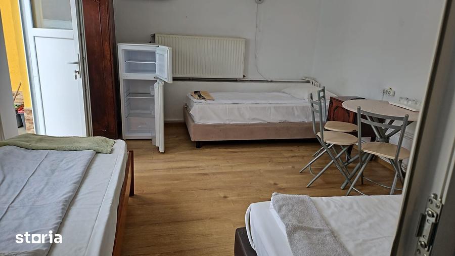 Apartament cu 10 camere în Odoreu