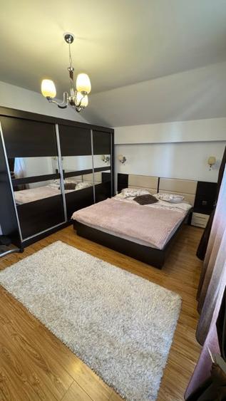 Apartament cu 3 camere decomandat în Valea Rosie